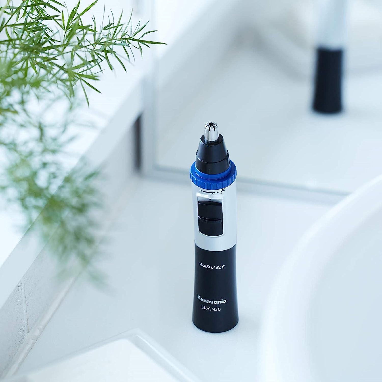 Panasonic Er-Gn30 Nose Ear & Facial Hair Wet And Dry Trimmer