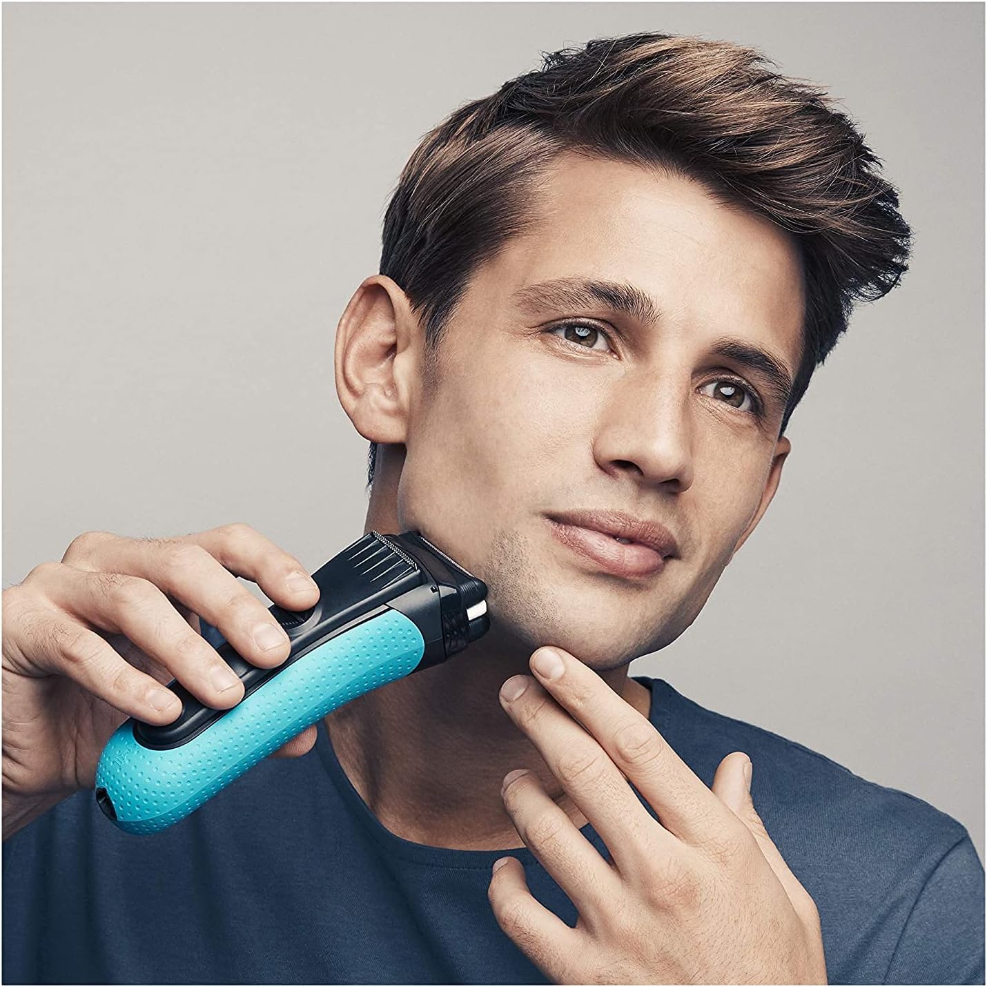 Braun Series 3 Combi 31s Foil And Cutter Replacement Pack, with SmartFoil Technology Captures Hair Growing In All Directions, and Get Back 100% of Your Shaver's Performance, Silver Finish
