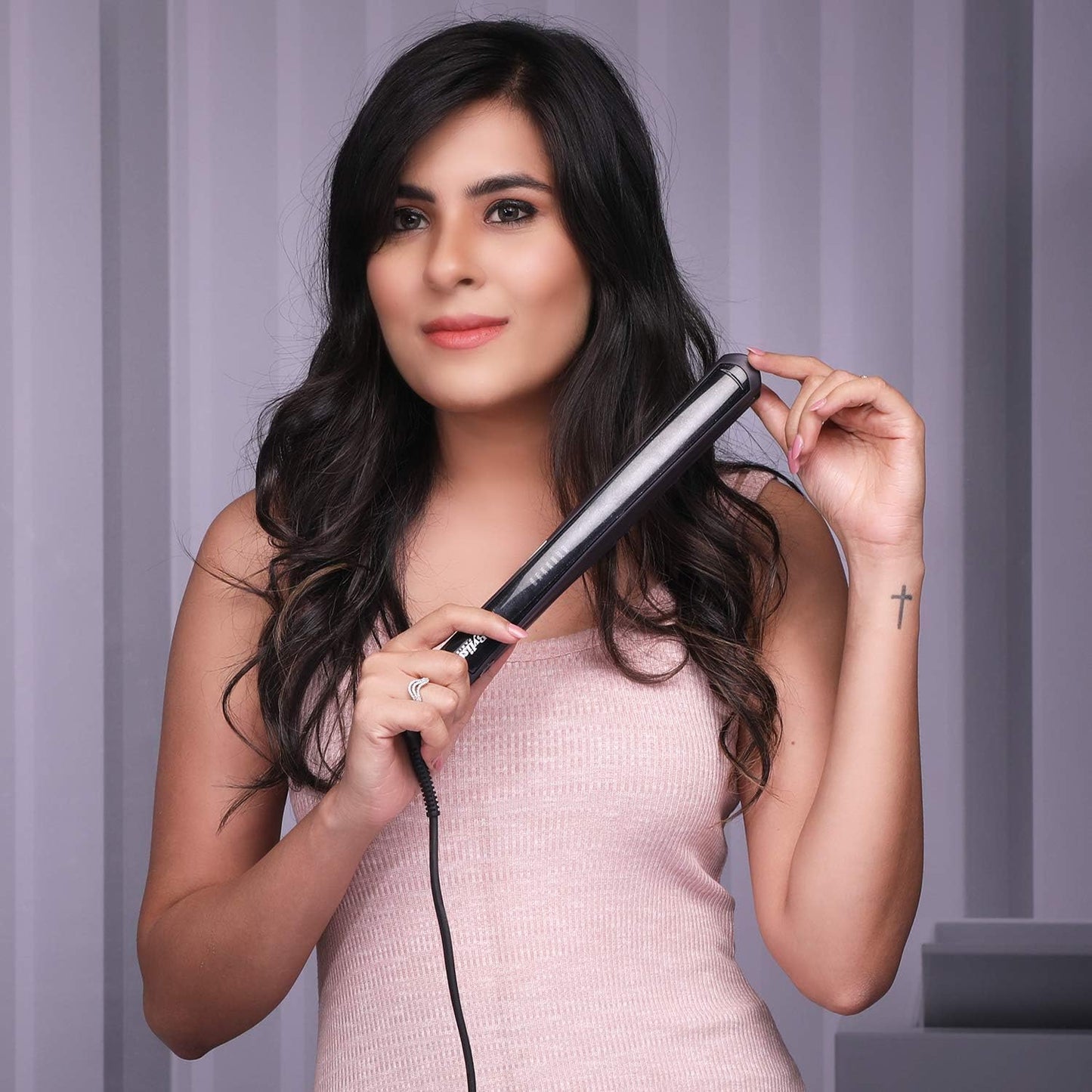 Babyliss ST327E Intense Protect Slim 28mm Hair Straightener - 235°C - Wet & Dry (Black)