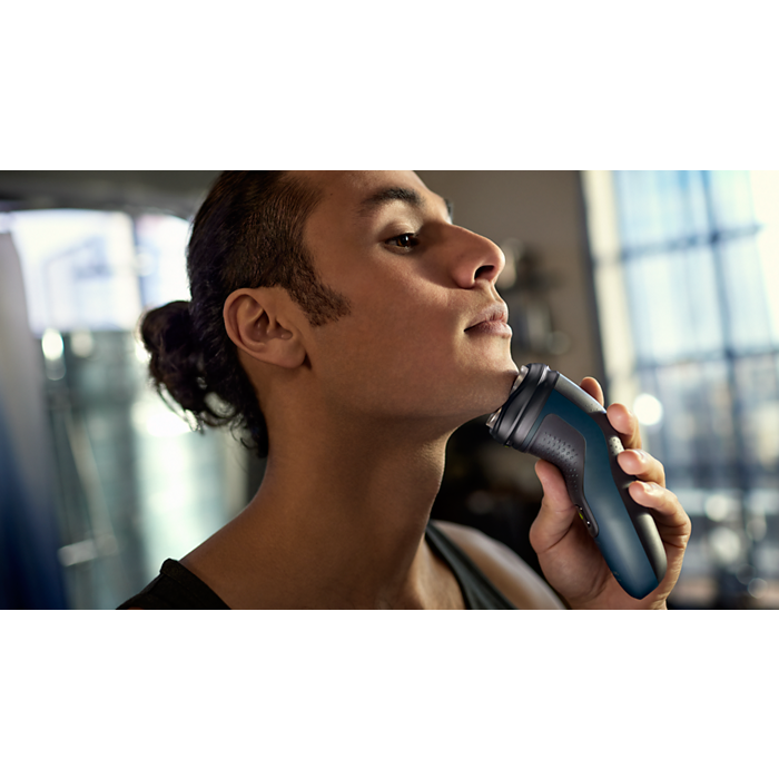 Philips Shaver S1151/00 | Wet & Dry Use | Fast, Comfortable Shave with ComfortCut Blades