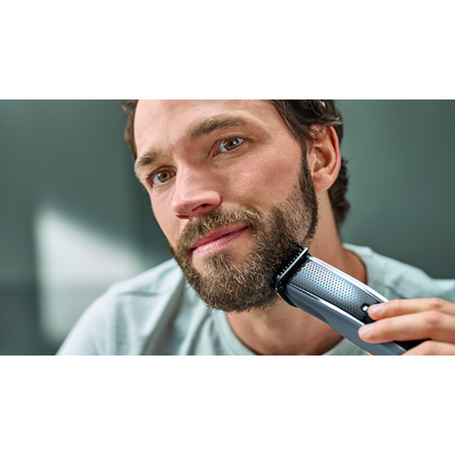 Philips Series 5000 Beard Trimmer BT5502/13 | Effortless and Precise Grooming