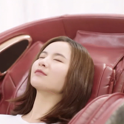 Rotai Yoga Massage Chair RT7709 - Advanced Full-Body Relaxation with Bluetooth & Zero Gravity