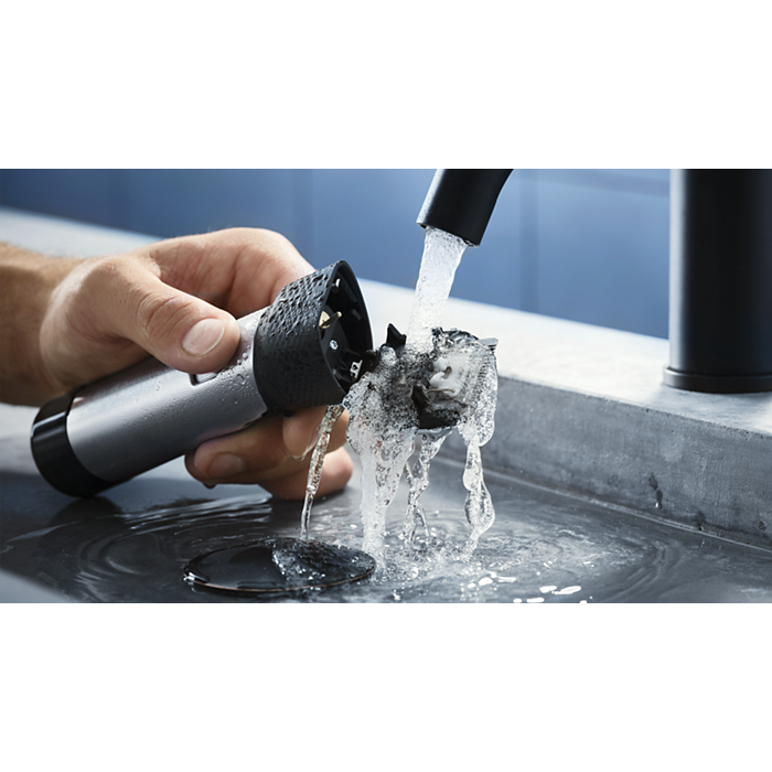 Philips Beard Trimmer BT9810/13 – Ultimate Precision with Built-In Metal Comb